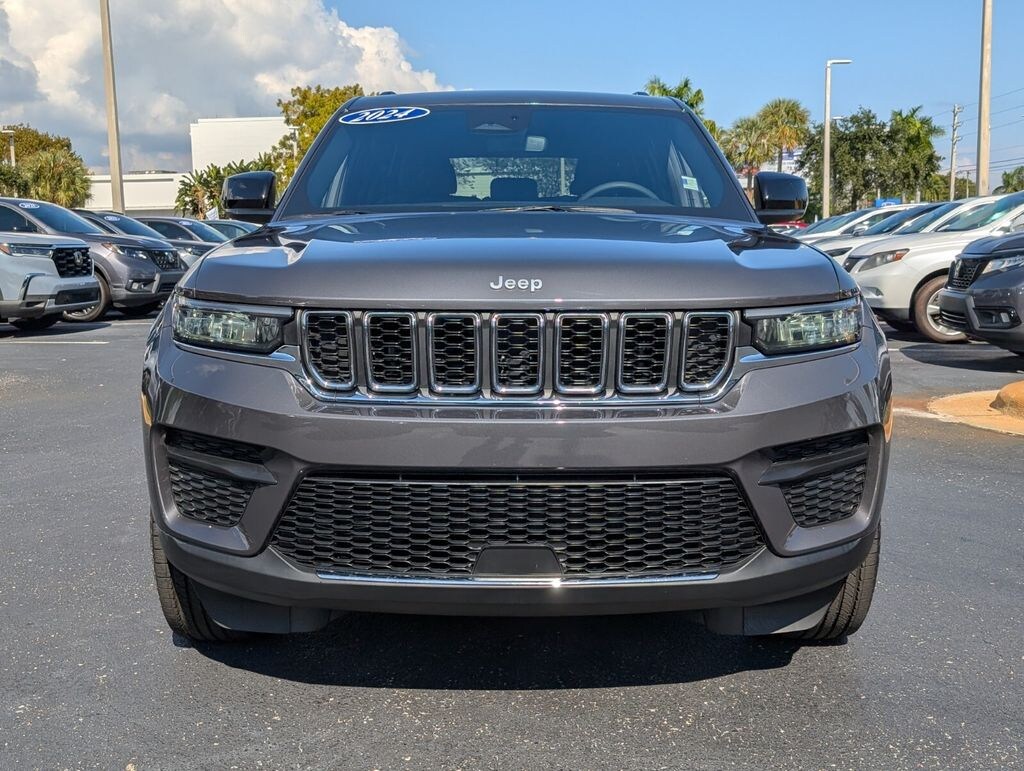 Certified 2024 Jeep Grand Cherokee Laredo SUV