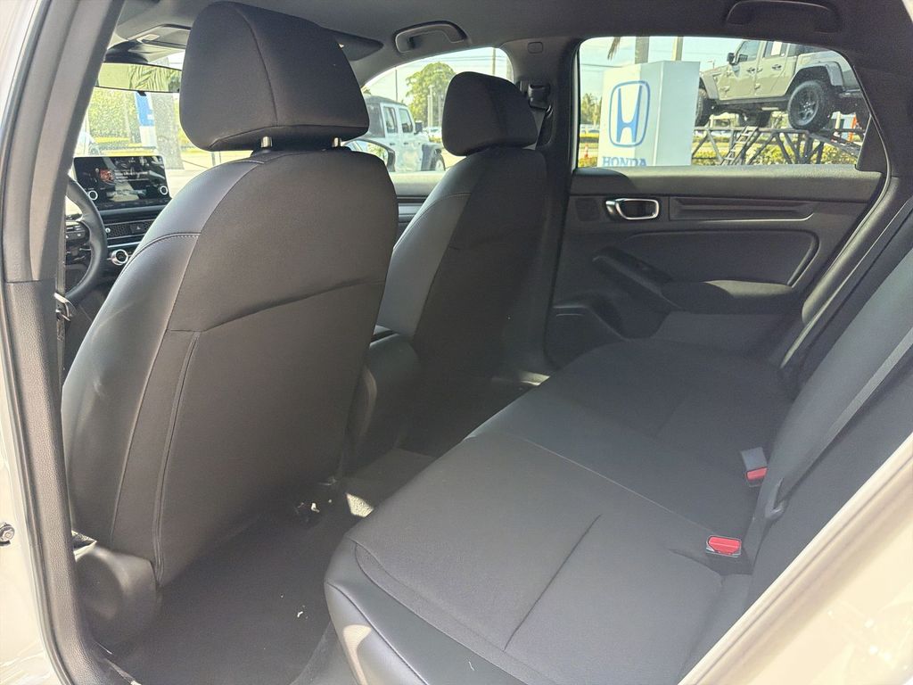 2025 Honda Civic Hatchback Sport - Photo 23