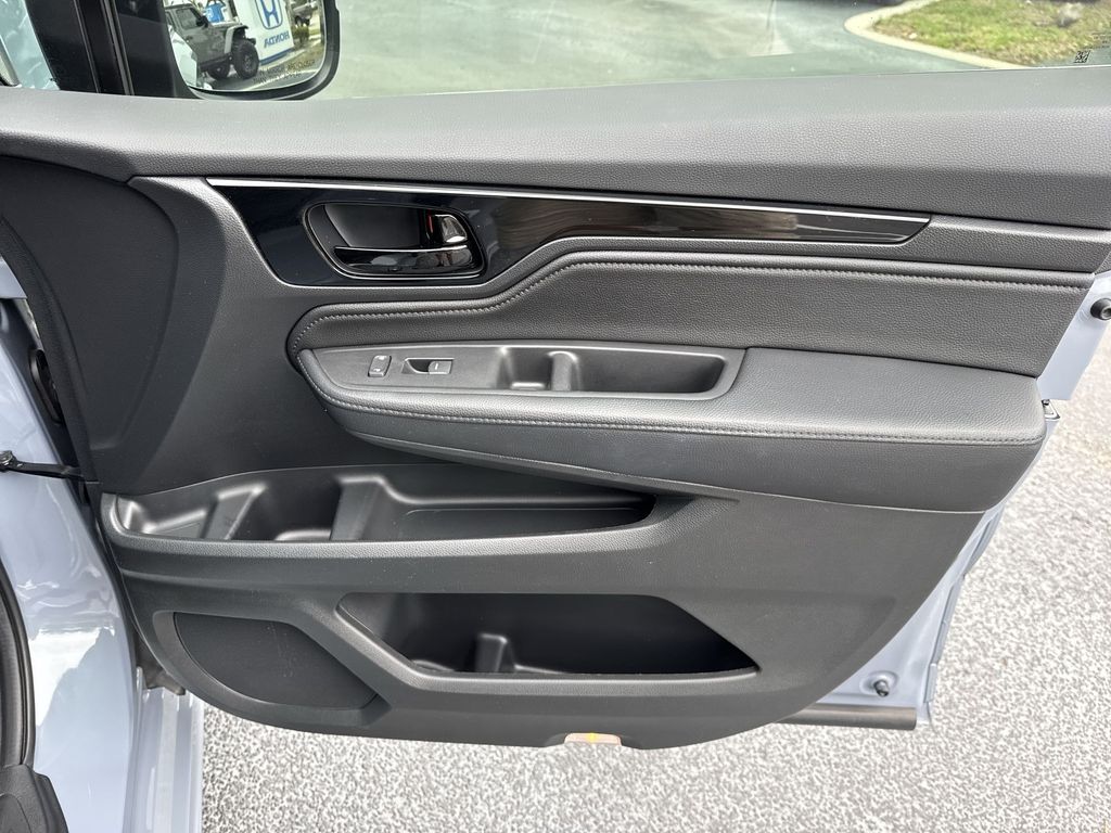 2024 Honda Odyssey Touring - Photo 39
