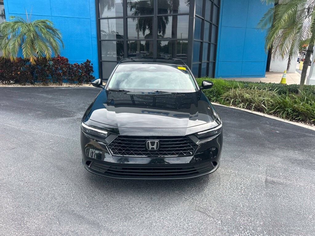 Used 2025 Honda Accord SE Sedan