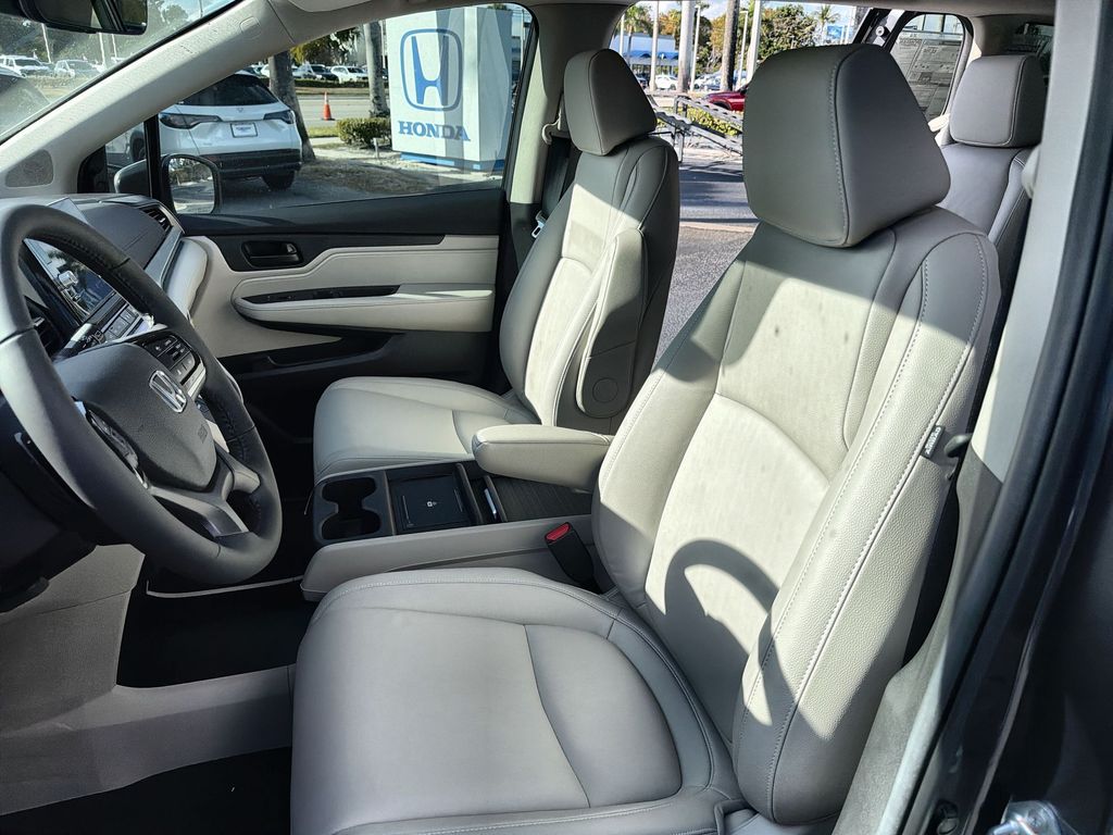 2026 Honda Odyssey EX-L - Photo 25