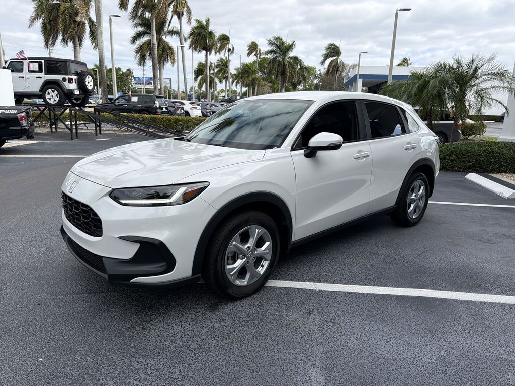 Used 2025 Honda HR-V LX SUV