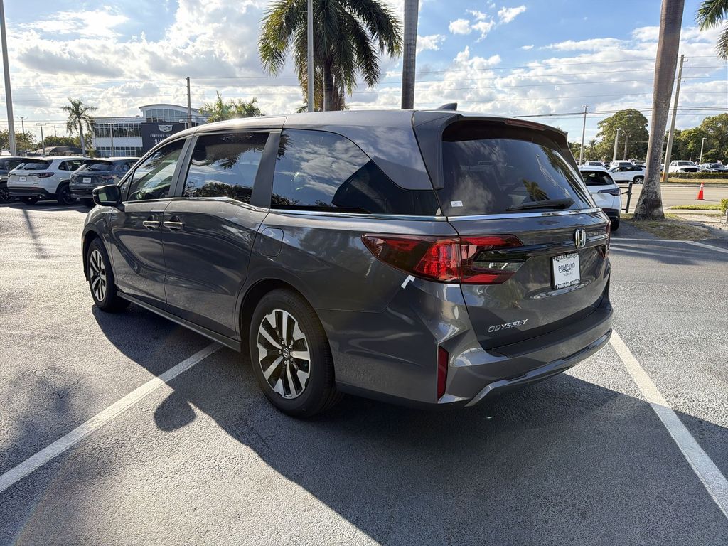 2026 Honda Odyssey EX-L - Photo 9