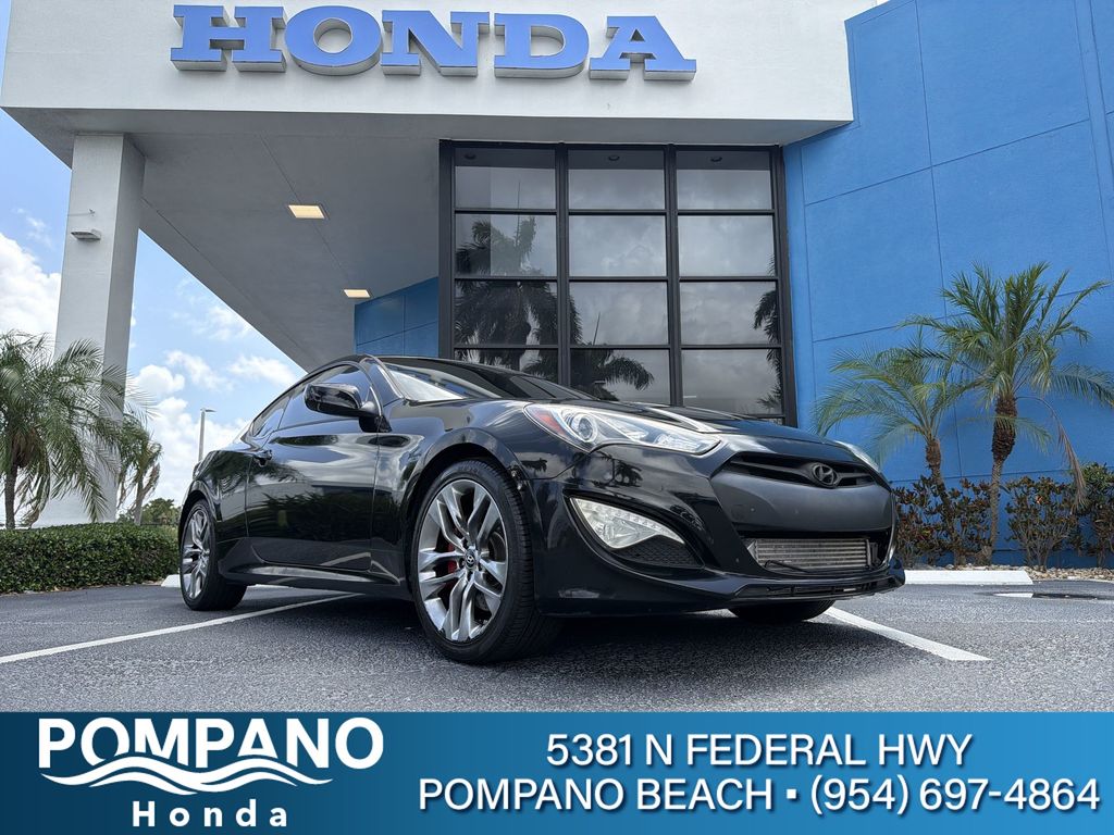 2014 Hyundai Genesis Coupe 2.0T R-Spec 6-Speed M/T's photo
