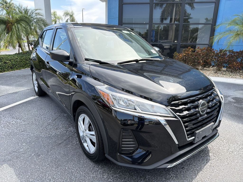 Used 2021 Nissan Kicks S SUV