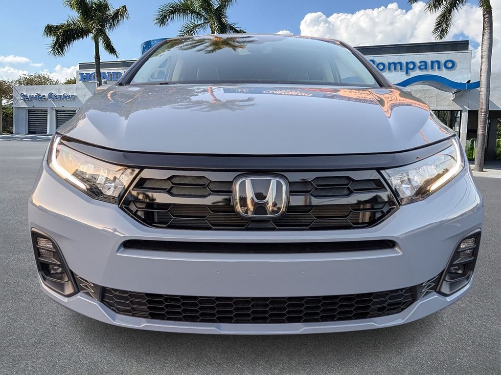 New 2026 Honda Odyssey Touring Minivan/Van