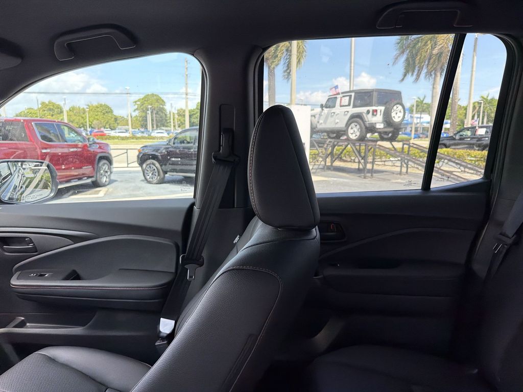 2025 Honda Ridgeline TrailSport - Photo 12
