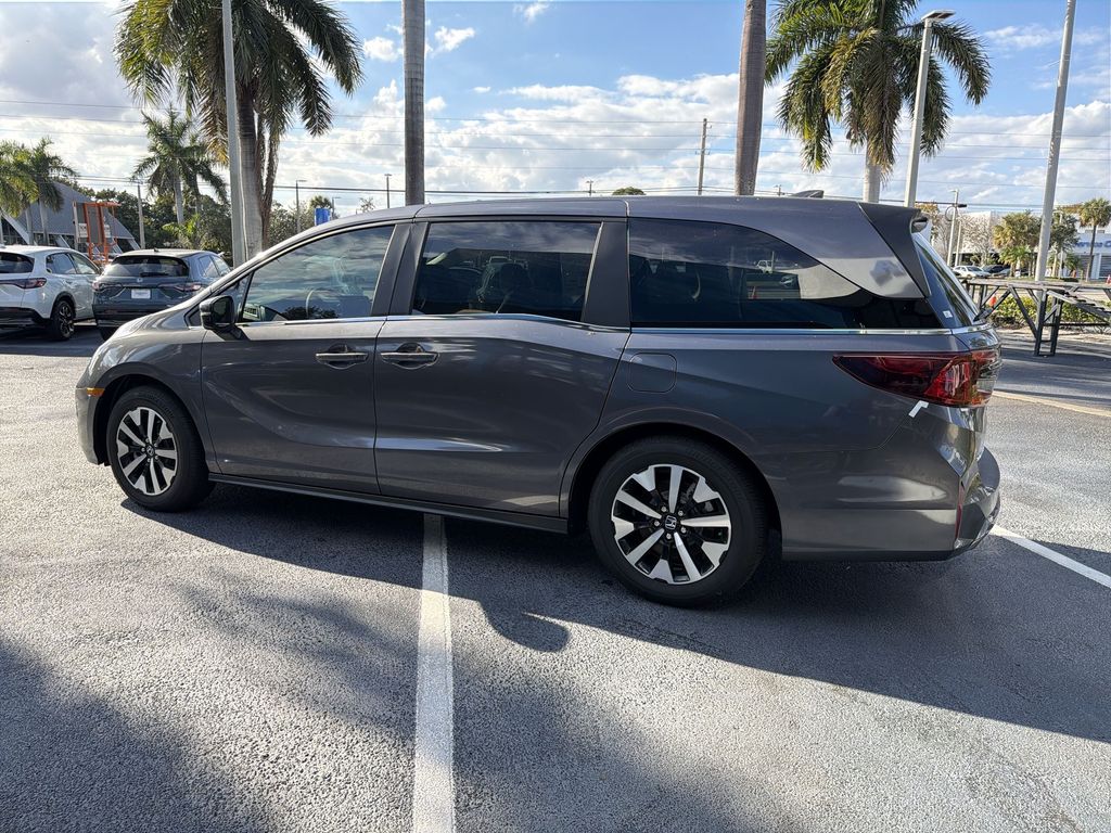2026 Honda Odyssey EX-L - Photo 8