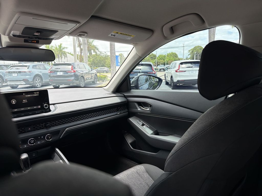 2023 Honda Accord LX - Photo 11