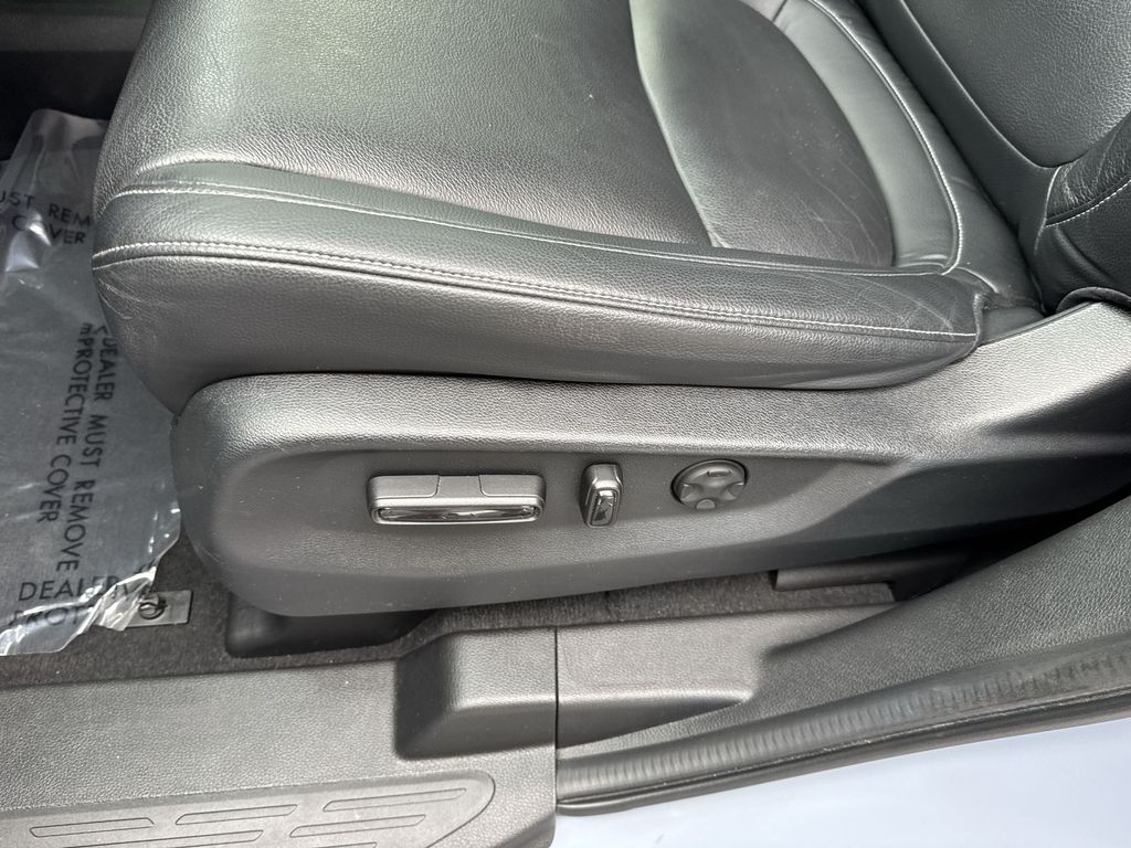 2024 Honda Odyssey Touring - Photo 37