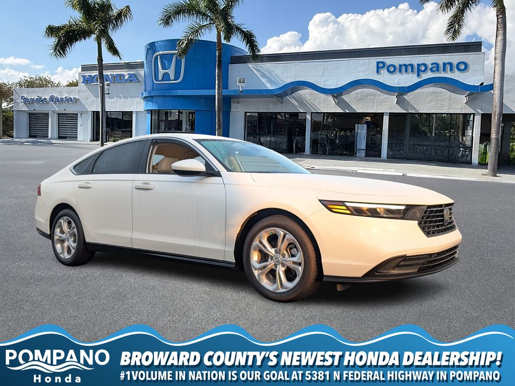 2025 Honda Accord LX's photo