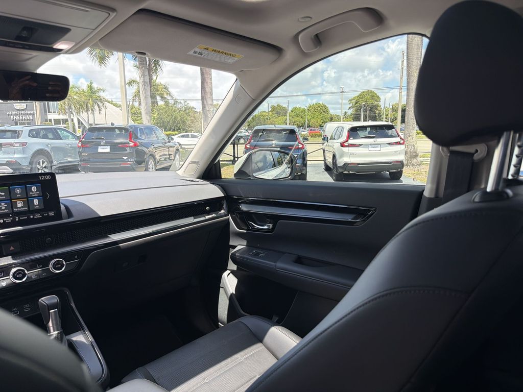 2026 Honda CR-V EX-L - Photo 11