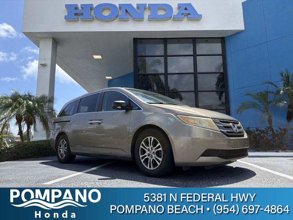 2013 Honda Odyssey EX's photo
