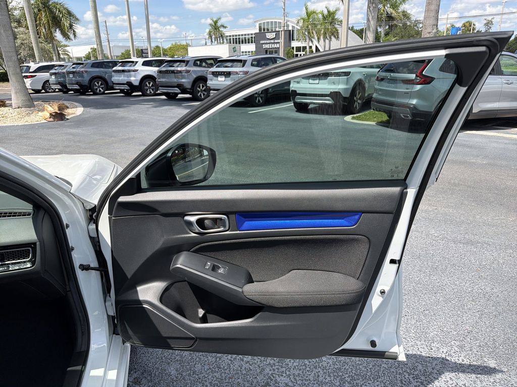 2025 Honda Civic Sport - Photo 32