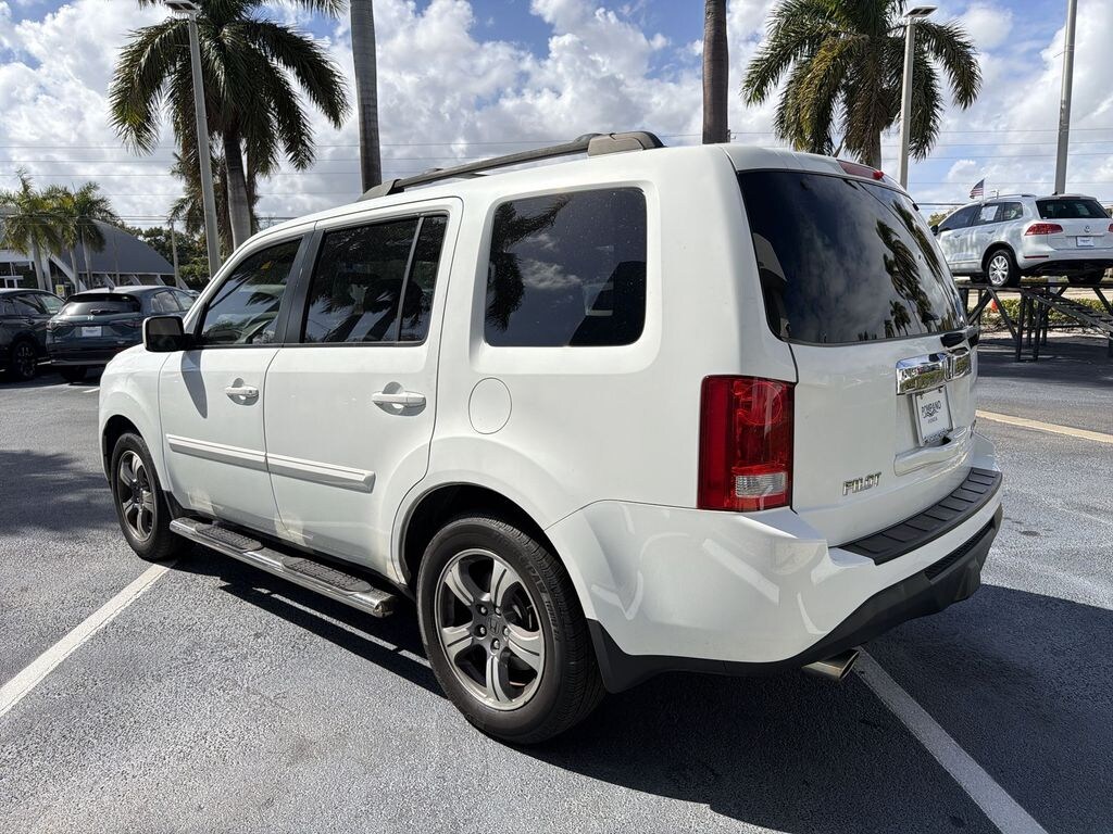 Used 2015 Honda Pilot SE SUV