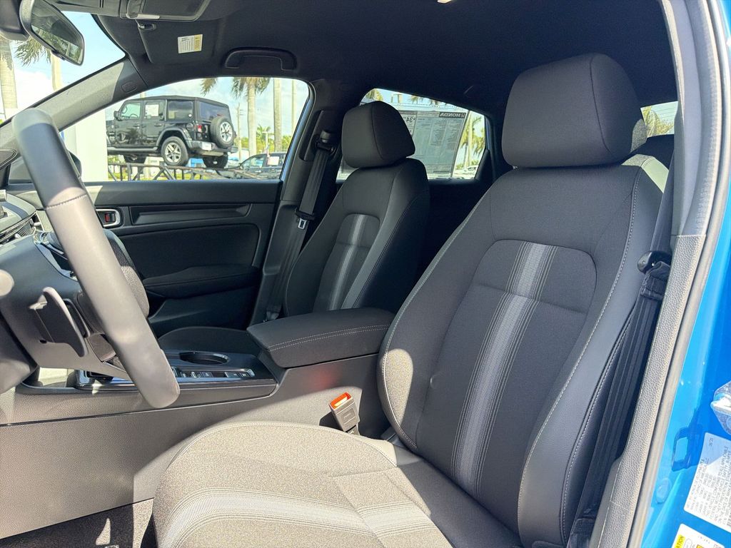 2025 Honda Civic Hatchback Sport - Photo 21