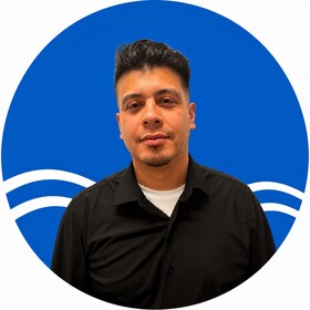 Staff member Emilio Medina from ID_d7a261