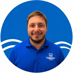 Staff member Sam Othman from ID_55502c