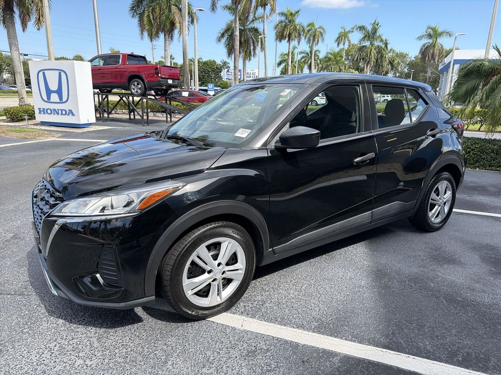 Used 2021 Nissan Kicks S SUV
