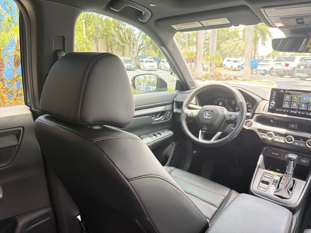 2026 Honda CR-V Sport-L - Photo 17