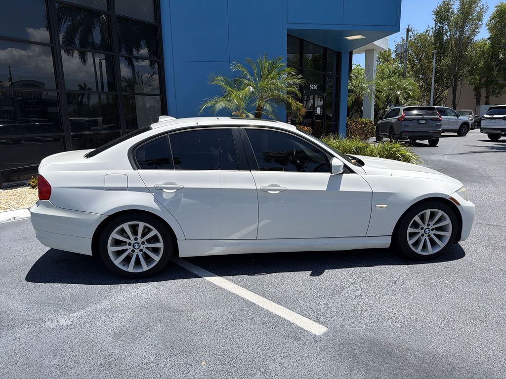 Used 2011 BMW 3 Series 328i with VIN WBAPH7C5XBE852138 for sale in Pompano Beach, FL