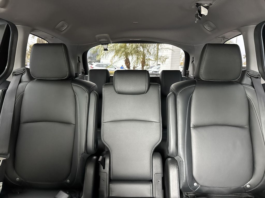 2024 Honda Odyssey Touring - Photo 14
