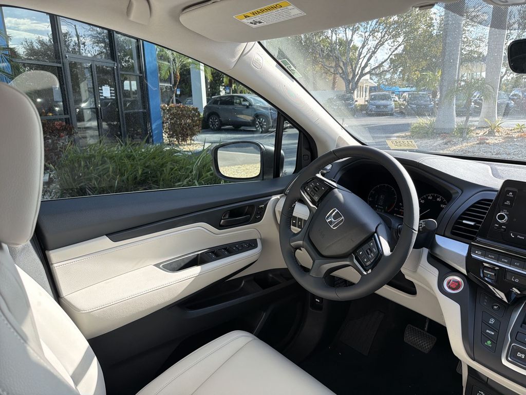 2026 Honda Odyssey EX-L - Photo 15