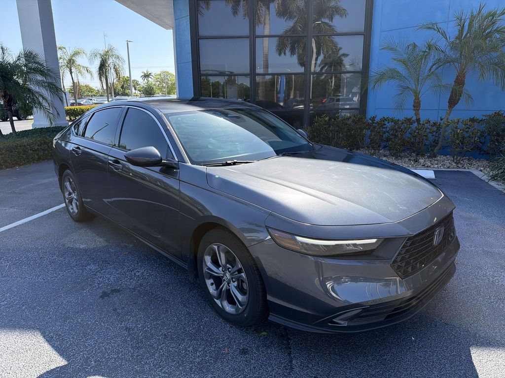 2024 Honda Accord EX - Photo 18