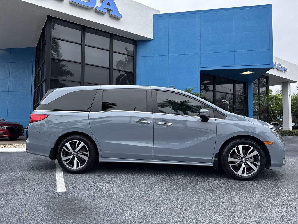2024 Honda Odyssey Touring - Photo 19