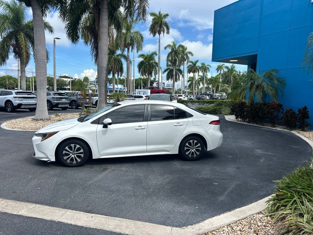 Used 2022 Toyota Corolla Hybrid LE Sedan