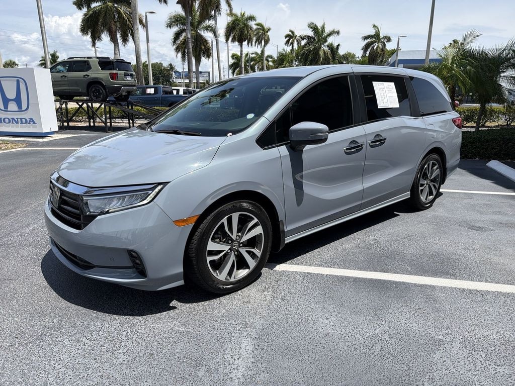 Used 2024 Honda Odyssey Touring Minivan/Van