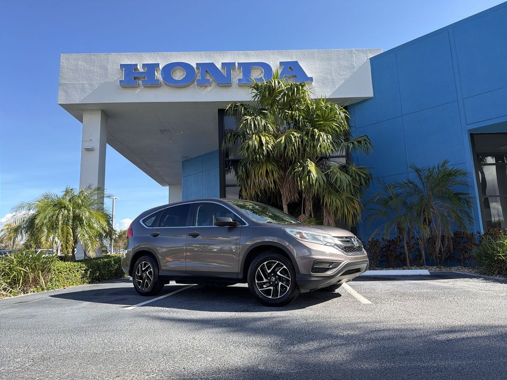 2016 Honda CR-V SE's photo