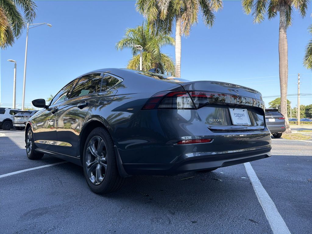2024 Honda Accord EX - Photo 19