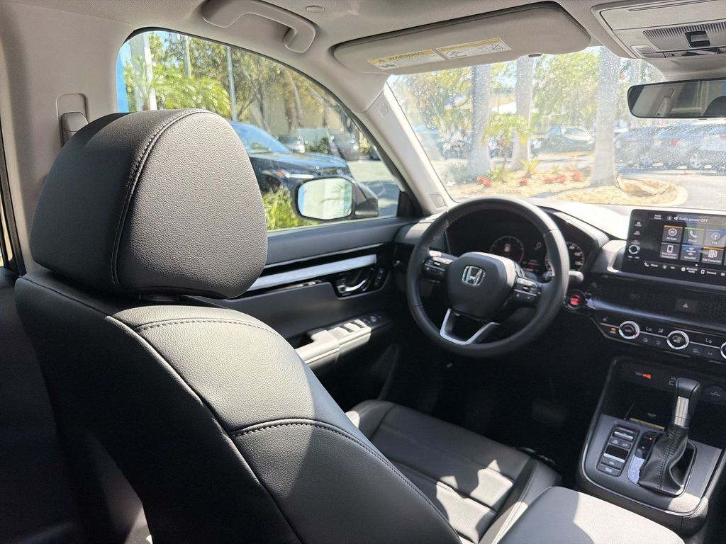 2025 Honda CR-V EX-L - Photo 17