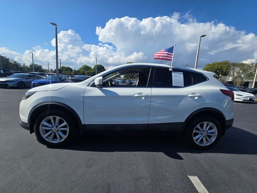 Used 2018 Nissan Rogue Sport S SUV