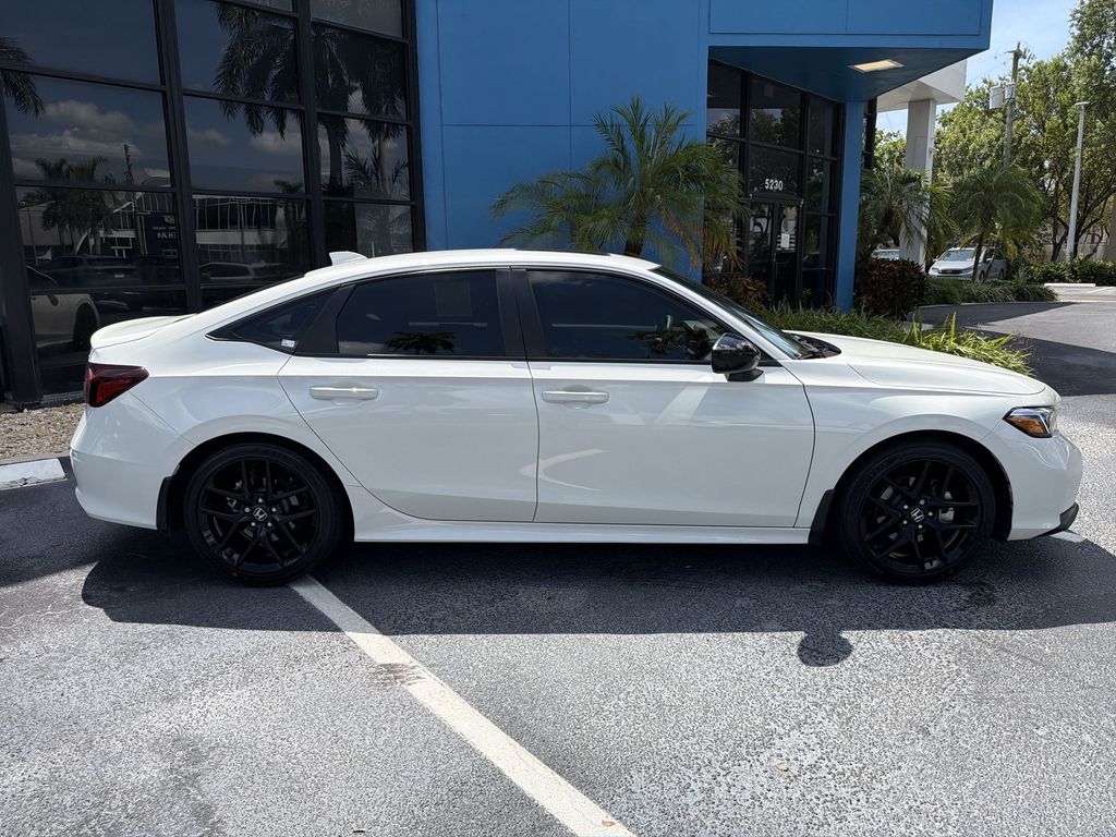 2025 Honda Civic Sport - Photo 9