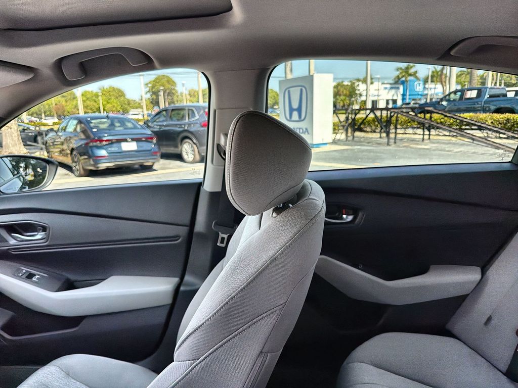 2024 Honda Accord EX - Photo 12