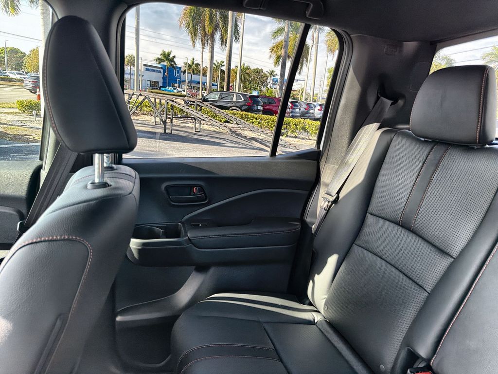 2025 Honda Ridgeline TrailSport - Photo 13