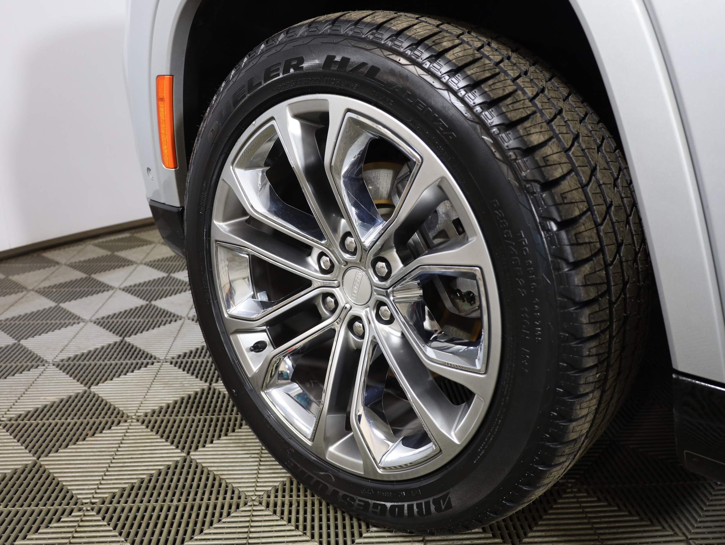 2022 Jeep Grand Wagoneer Series II - Photo 37