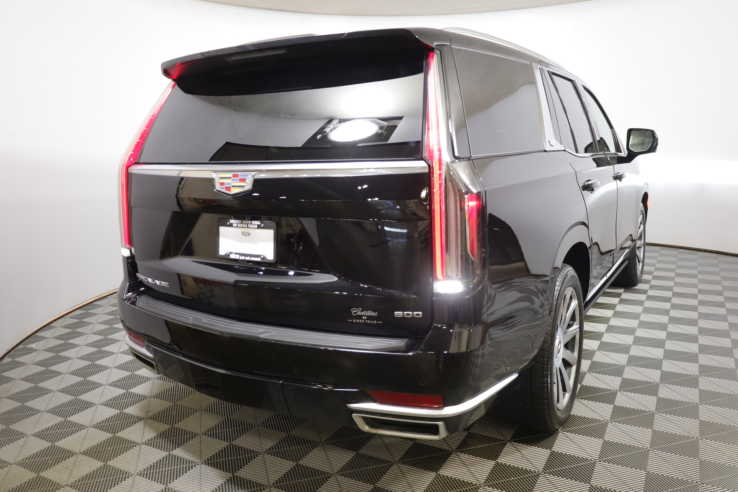 2024 CADILLAC s