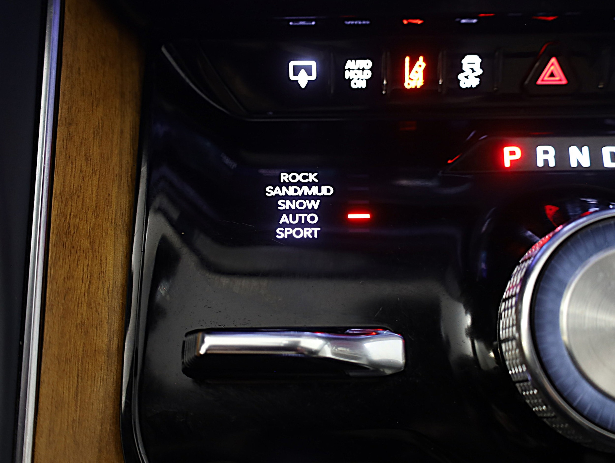 2022 Jeep Grand Wagoneer Series II - Photo 18