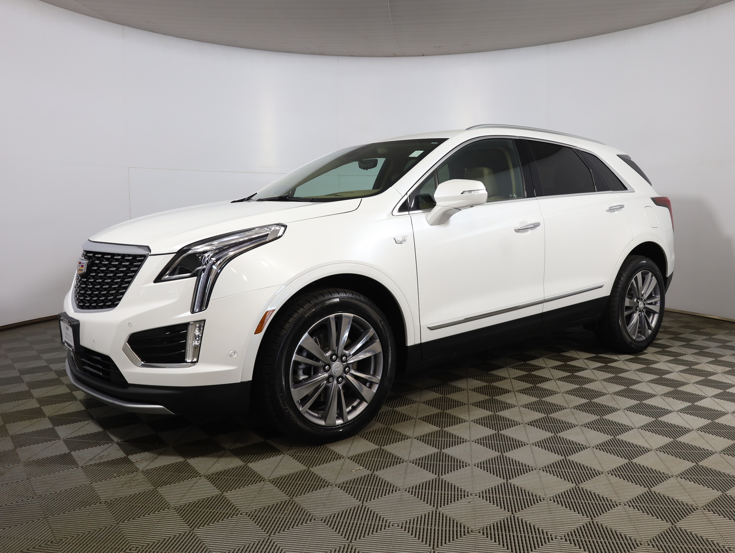 2024 Cadillac XT5 AWD Premium Luxury's photo