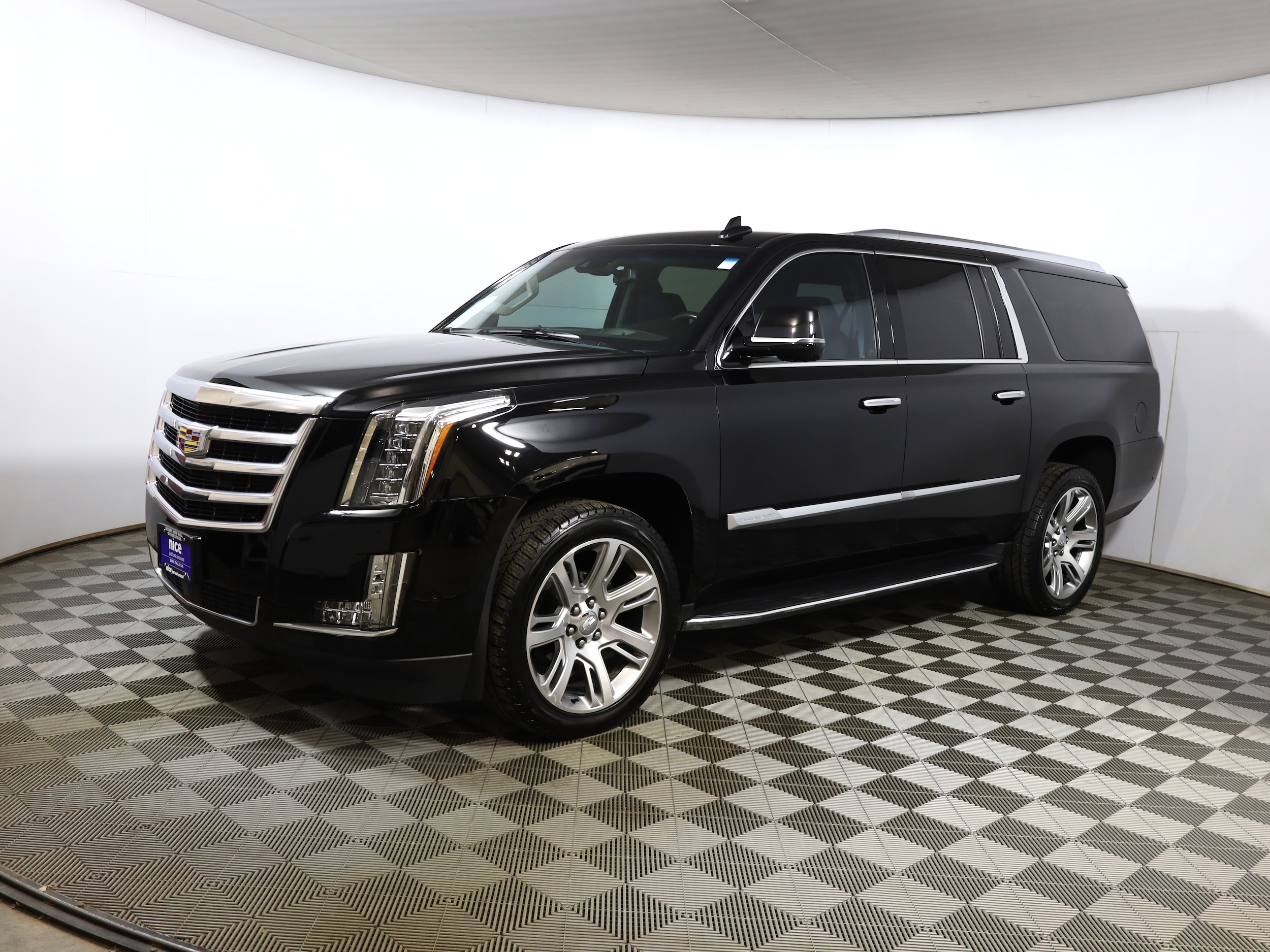 2020 Cadillac Escalade ESV Premium Luxury's photo