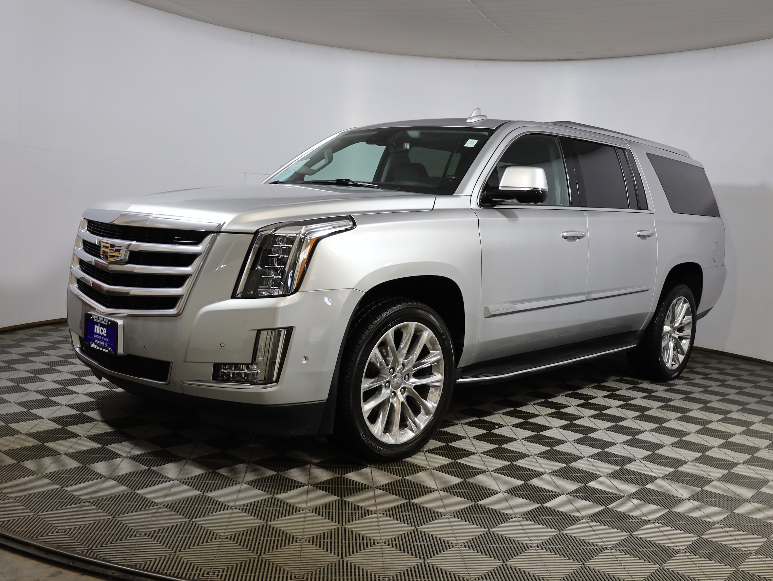 2020 Cadillac Escalade ESV Luxury