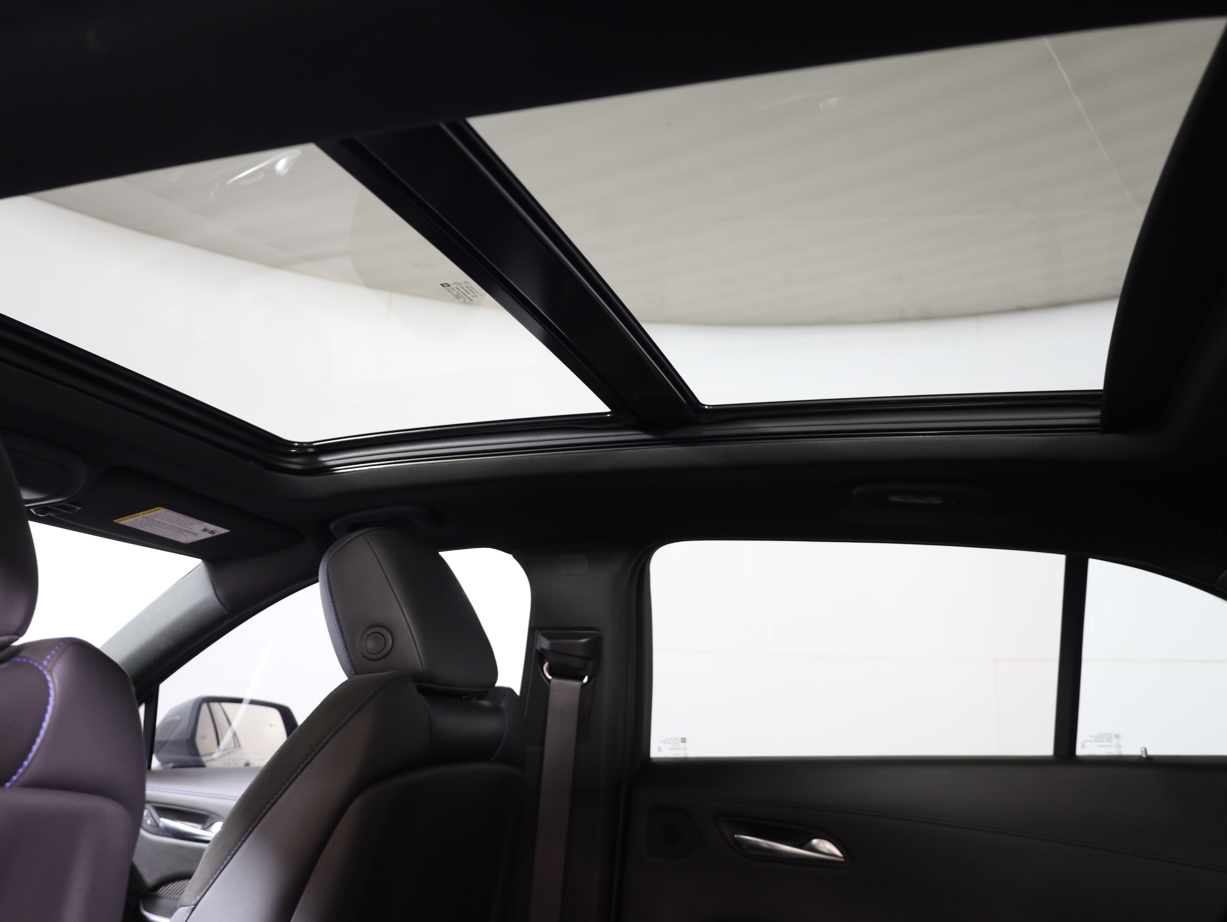 2024 Cadillac XT4 Sport - Photo 19