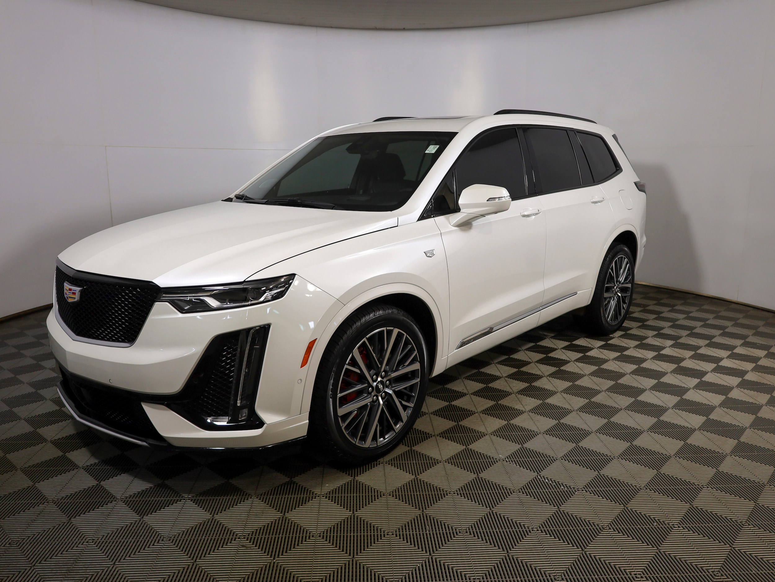 2025 Cadillac XT6