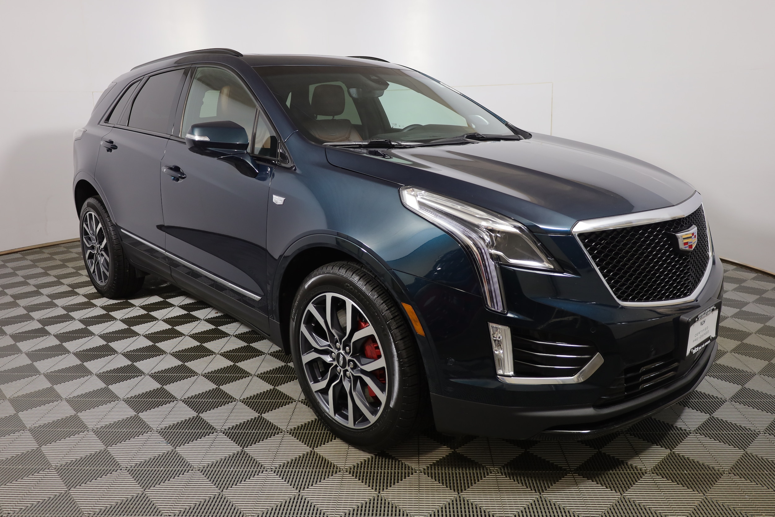 2025 CADILLAC s