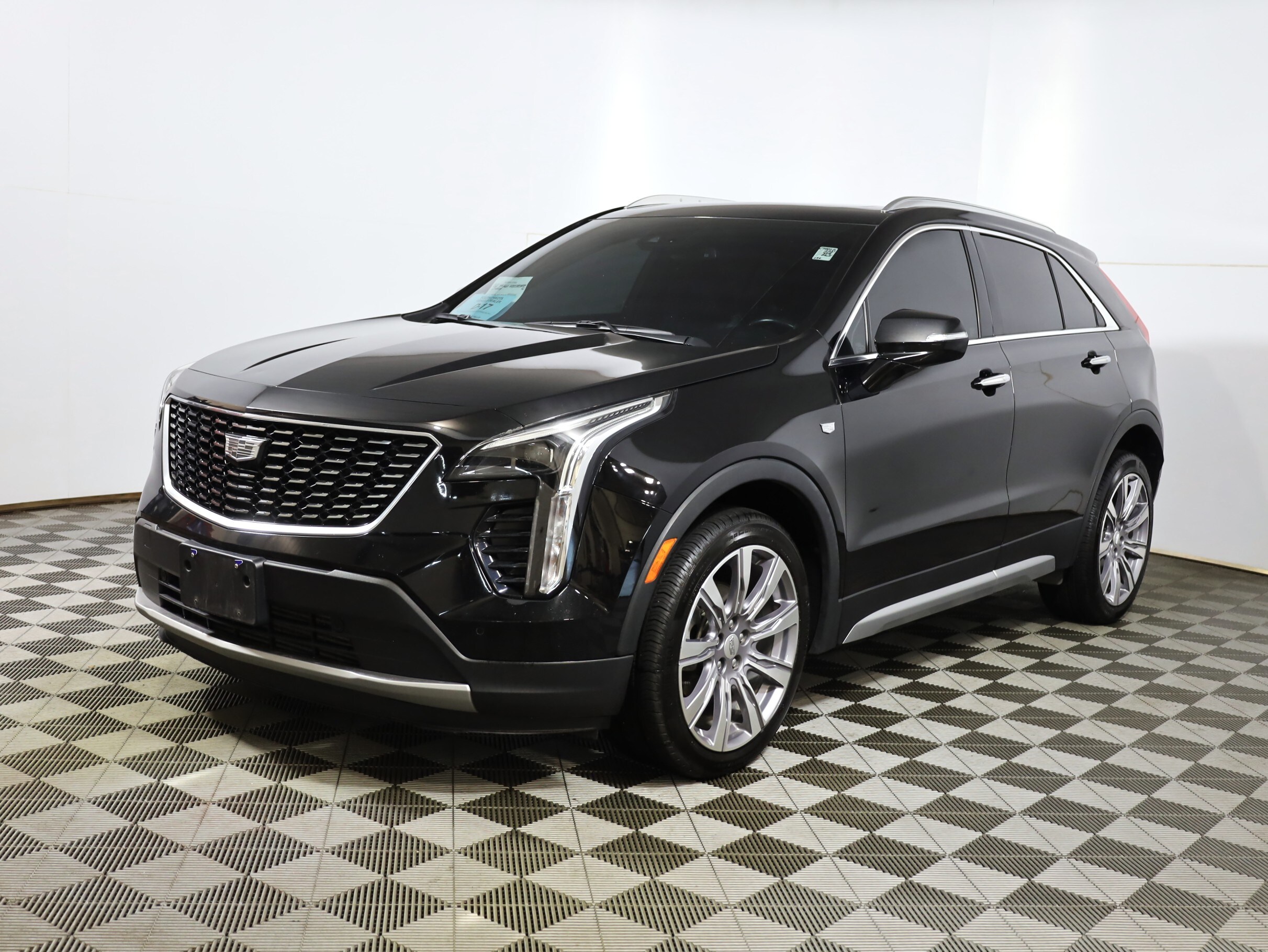 2021 Cadillac XT4 Premium Luxury