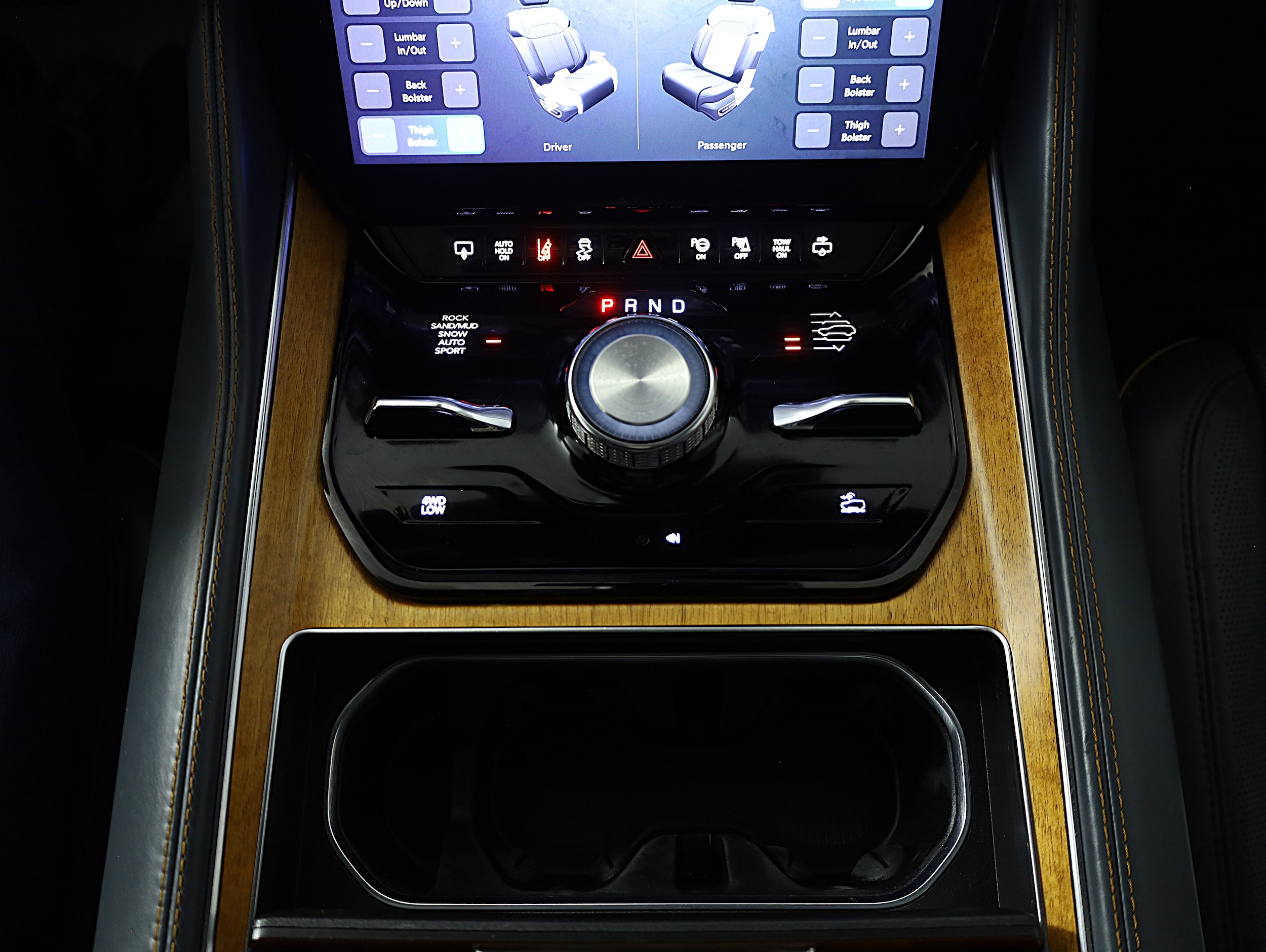 2022 Jeep Grand Wagoneer Series II - Photo 19