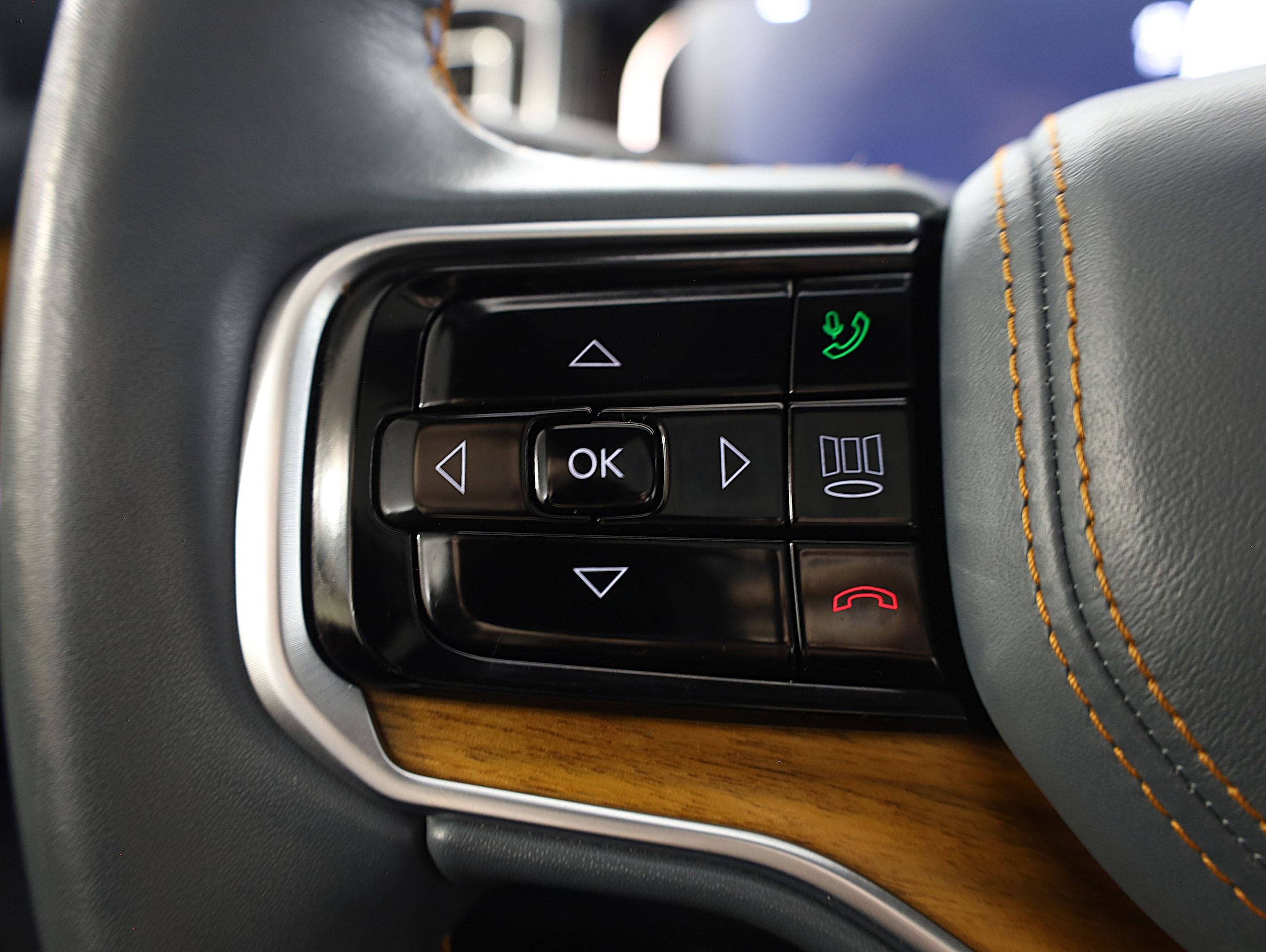 2022 Jeep Grand Wagoneer Series II - Photo 31